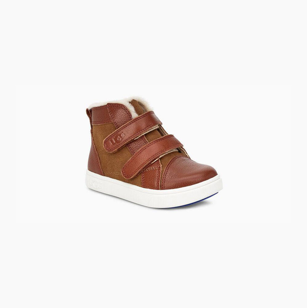 UGG Rennon II Brown Sneakers for Toddlers (DPIA38401)